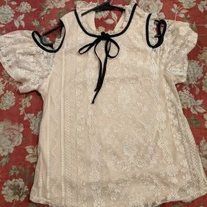 Off-the-shoulder shirt